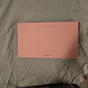 Beauty Creations Tease Me Eyeshadow Palette